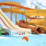 #083 Balcony With Ac, Garden View 5min Lägenhet